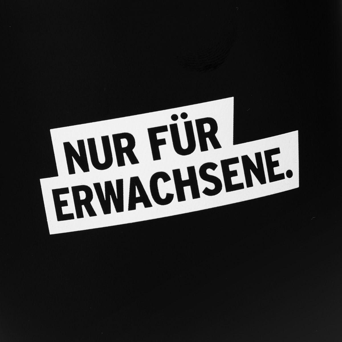 "Nur für Erwachsene" Kaffeebecher - schwarz